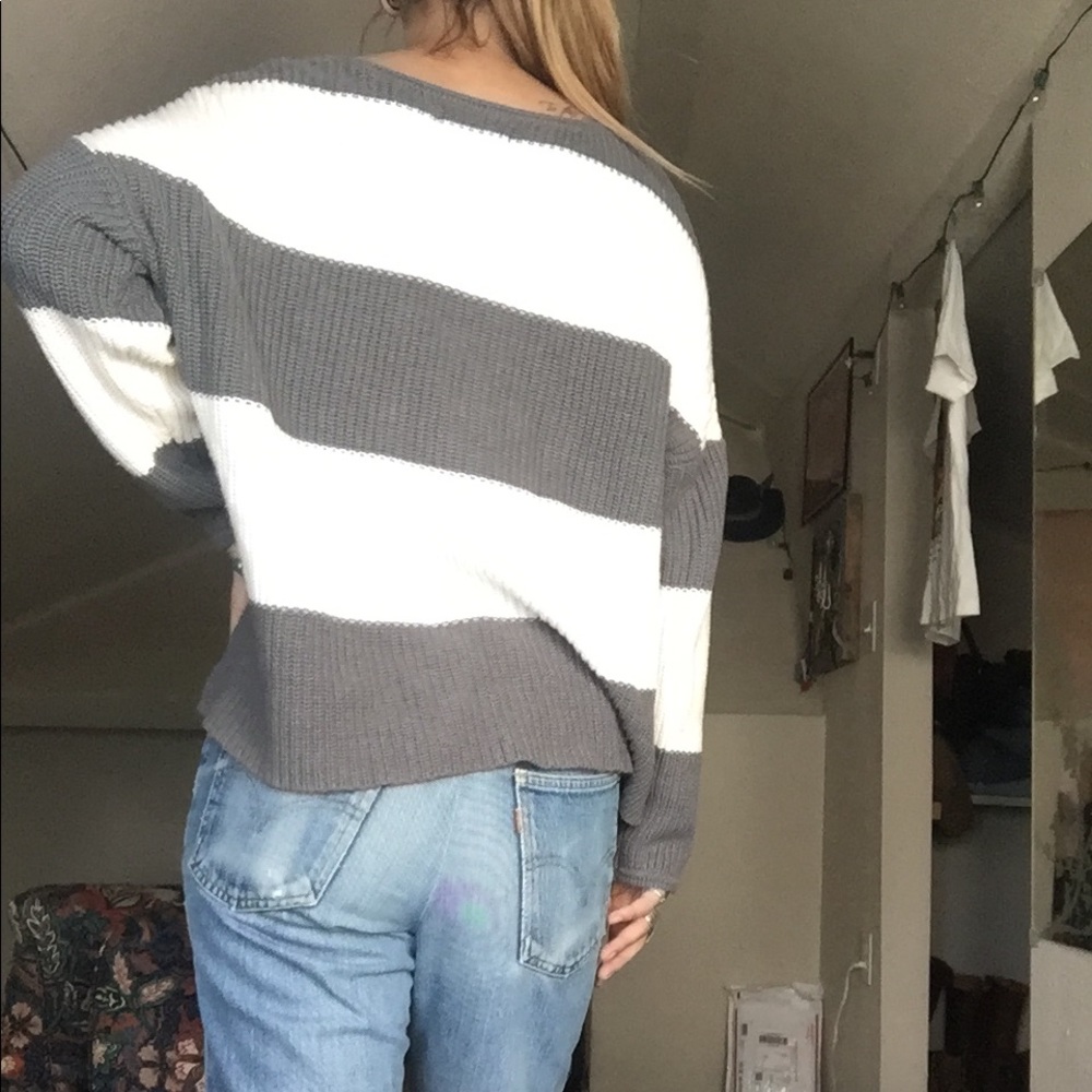 Comfy Striped Sweater - Picture 5 of 5